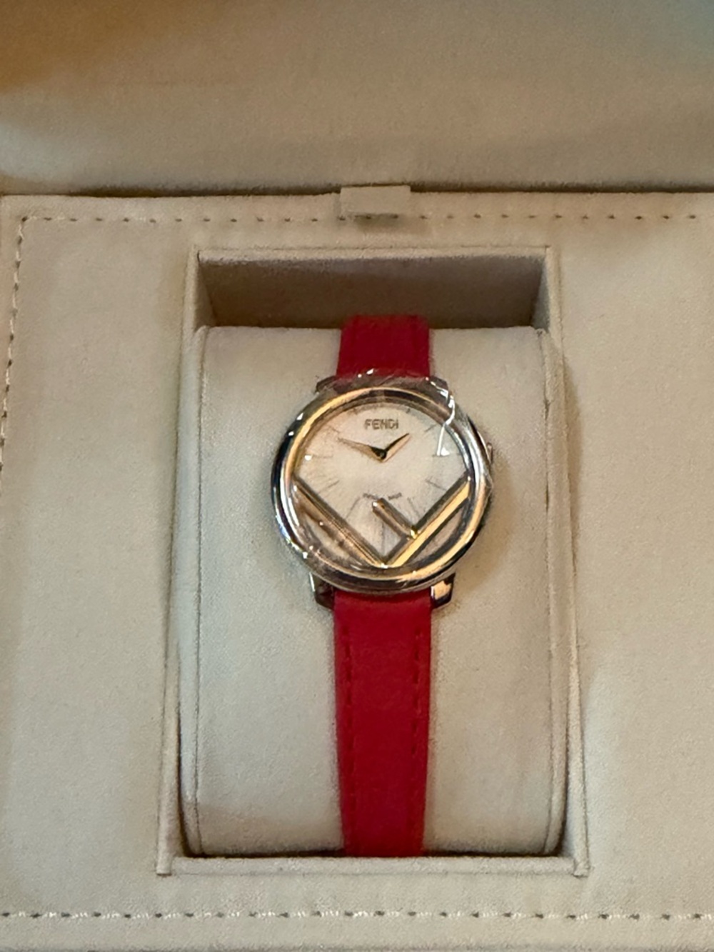NIB Fendi Runway Watch - Picture 4 of 7
